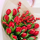 Букет из 19 красных тюльпанов — миниатюра 3