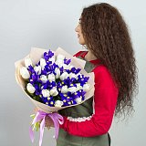 Букет из тюльпанов и ирисов "Магия" — миниатюра 2