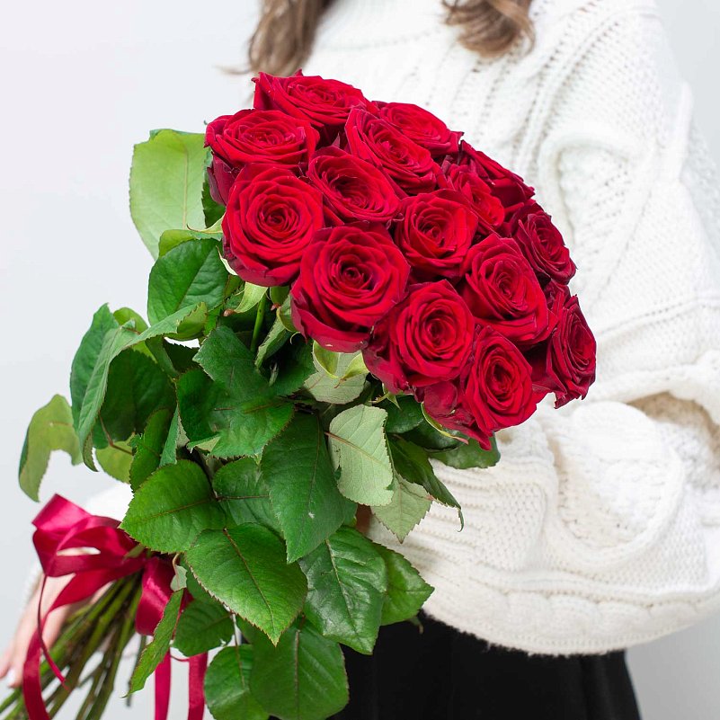 Цветы розы красные купить доставка цветов с игрушкой москва