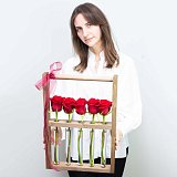 5 роз в колбах — миниатюра 2