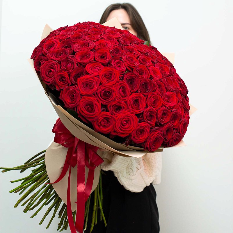 101 Роза "Ред Наоми" 70 см