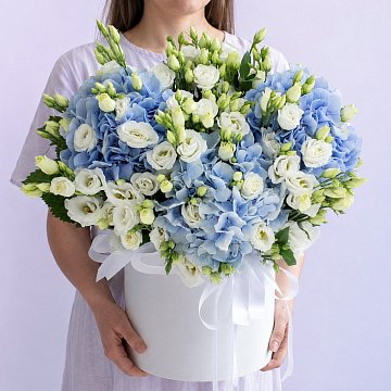 Коробка "Эустома и Гортензия"