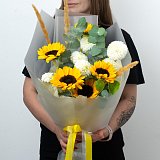 Букет с подсолнухами и георгинами — миниатюра 2